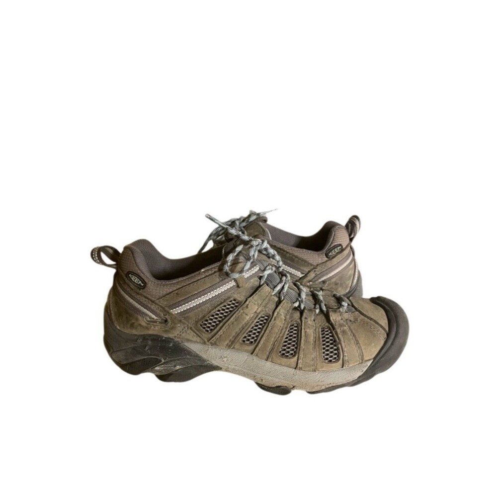 KEEN Voyageur Hiking Shoes Taupe Low Top Water Resistant Mesh Upper Women Size 9